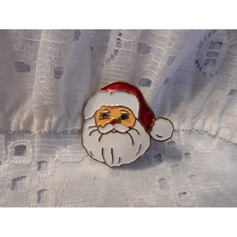 The Cutest Little Vintage Christmas Santa Claus Pin Gold Tone Metal & Enamel